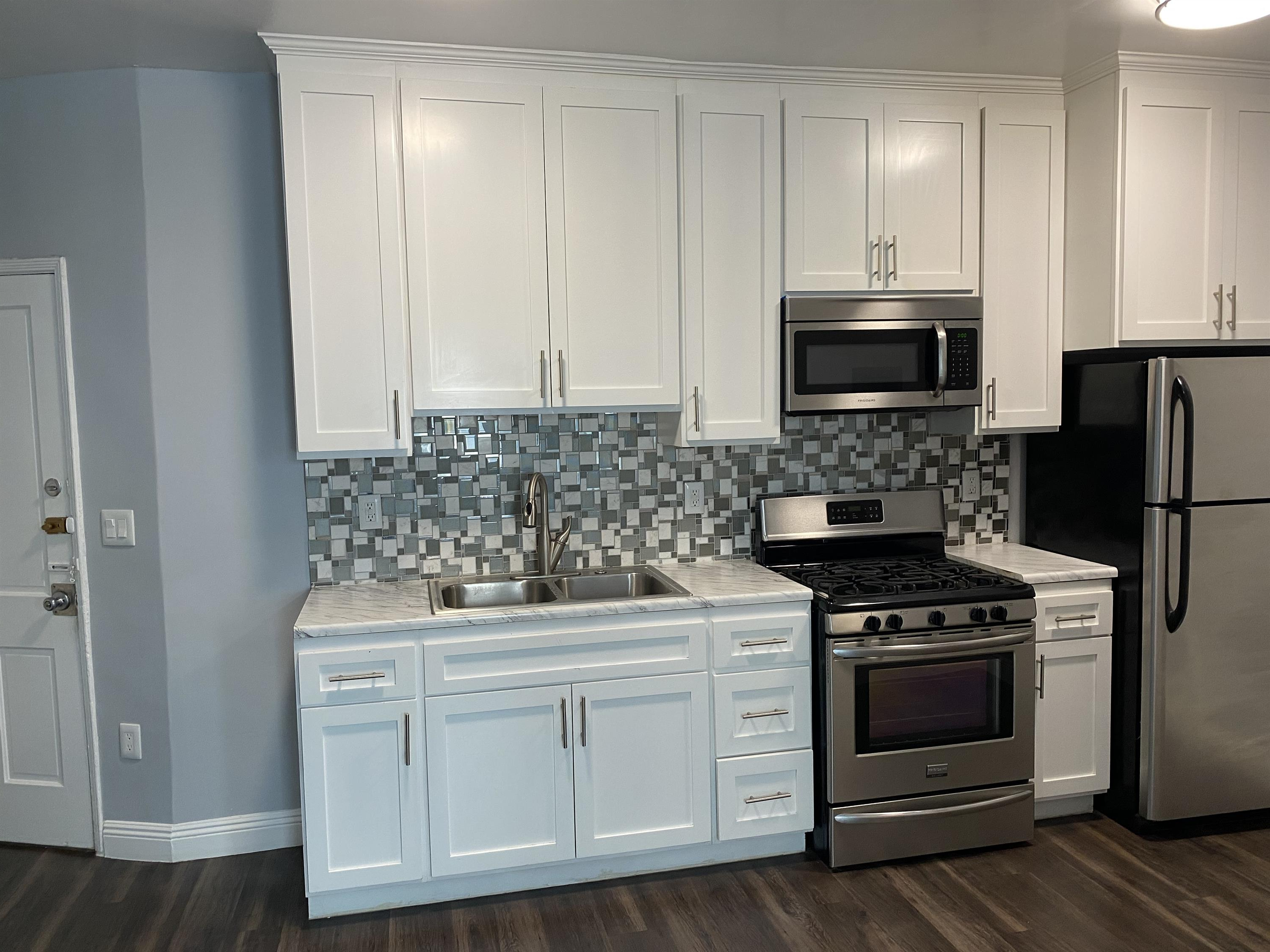 929 S. Serrano Avenue - #203
